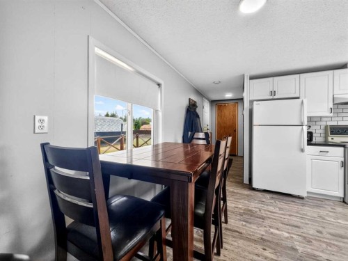 10414 103 Avenue, La Crete, AB - Indoor