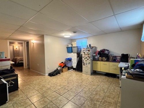920 5 Avenue, Hines Creek, AB 