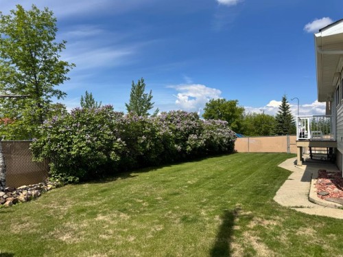 920 5 Avenue, Hines Creek, AB 