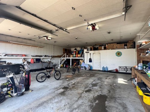920 5 Avenue, Hines Creek, AB 