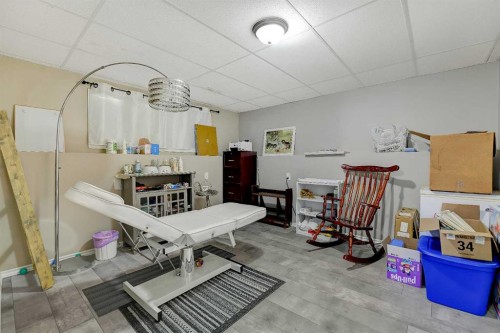 9724 94 Avenue, Wembley, AB - Indoor Photo Showing Other Room