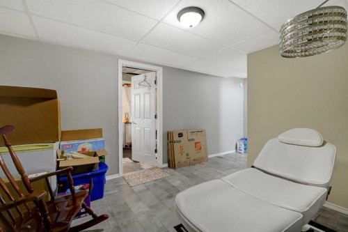 9724 94 Avenue, Wembley, AB - Indoor