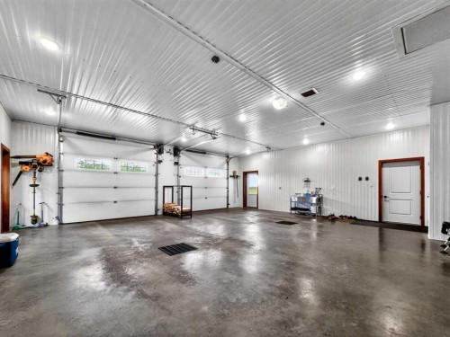 105559 Range Road 152A, La Crete, AB 