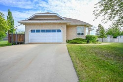8113 103 Street Grande Prairie, AB T8W 2A6