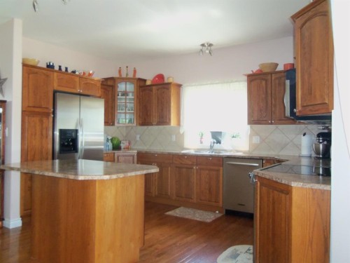 10330 83 Street, Peace River, AB 