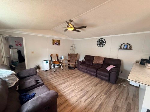 10109 105 Ave, La Crete, AB 