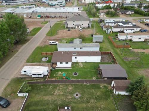 10109 105 Ave, La Crete, AB 