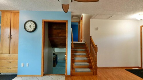9714 77 Avenue, Peace River, AB 