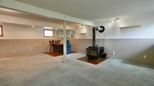 9714 77 Avenue, Peace River, AB 