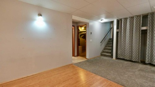 9714 77 Avenue, Peace River, AB 