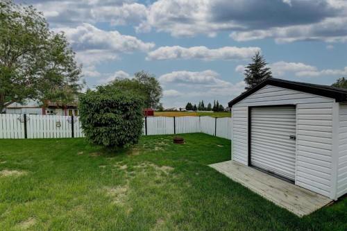 11429 110 Avenue Crescent, Fairview, AB 