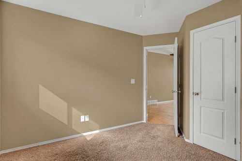42 Pinnacle Crossing, Grande Prairie, AB 