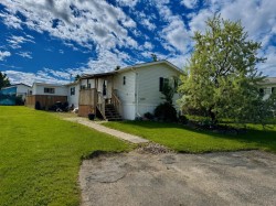 12201 98 Street Grande Prairie, AB T8V 7M7