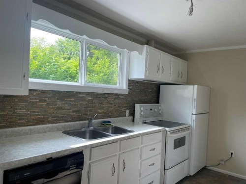 4705 53 Avenue, Grimshaw, AB 