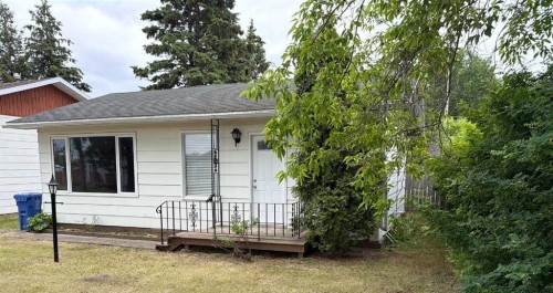 4705 53 Avenue, Grimshaw, AB 