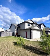 7035 87 Street Grande Prairie, AB T8X 0C8