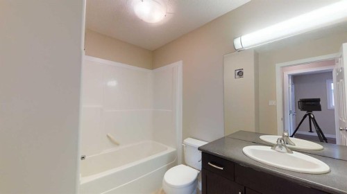 A & B-8876 75 Avenue, Grande Prairie, AB 