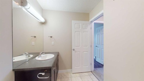 A & B-8876 75 Avenue, Grande Prairie, AB 
