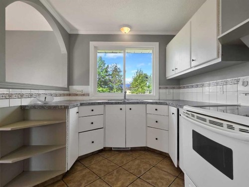 9806 104 Street, Grande Cache, AB 