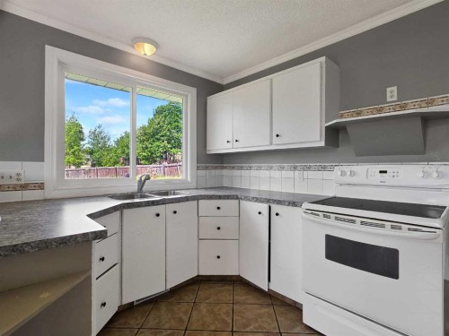 9806 104 Street, Grande Cache, AB 