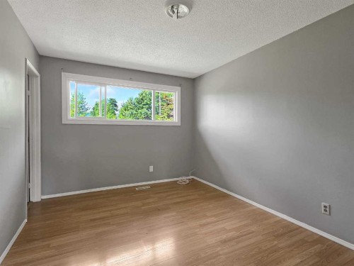 9806 104 Street, Grande Cache, AB 