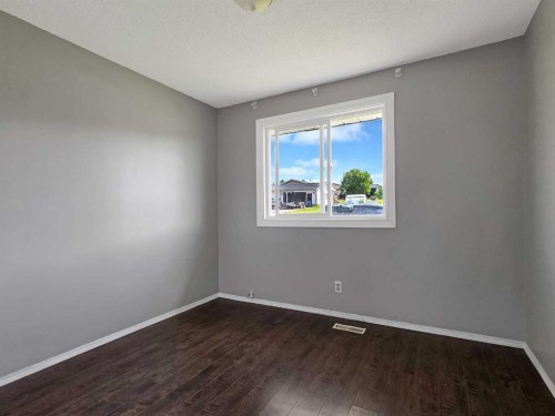 9806 104 Street, Grande Cache, AB 