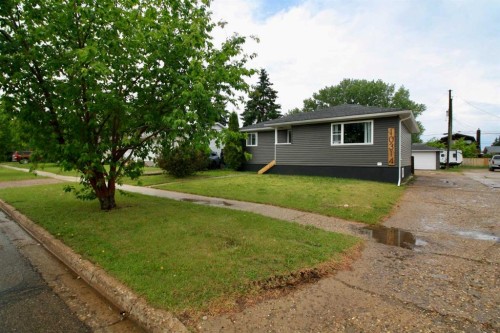 10314 100 Street, High Level, AB 