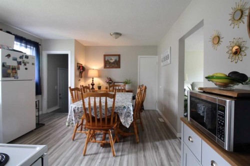 10314 100 Street, High Level, AB 