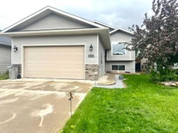 10334 123 Avenue Grande Prairie, AB T8V 2L6