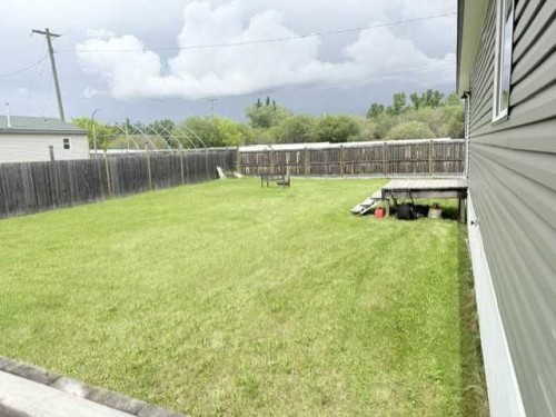 4920 52 Avenue, Berwyn, AB 