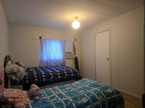 304-72133 Range Road 11, Debolt, AB - Indoor Photo Showing Bedroom