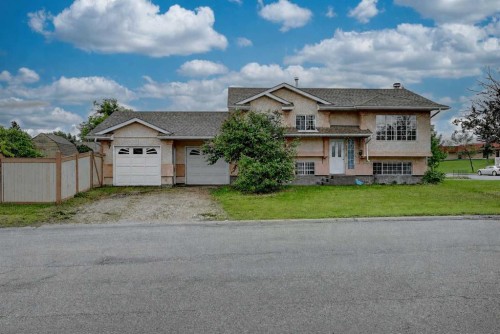 10315 Michaelis Boulevard, Grande Prairie, AB 