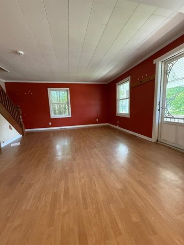 4904 58Th Avenue, High Prairie, AB - Indoor Photo Showing Other Room
