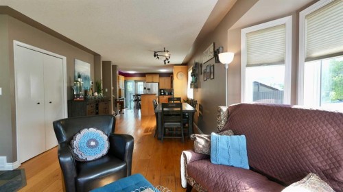 8101 103 Avenue, Peace River, AB 