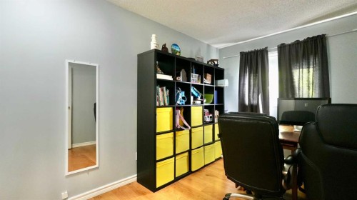 8101 103 Avenue, Peace River, AB 
