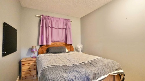8101 103 Avenue, Peace River, AB 