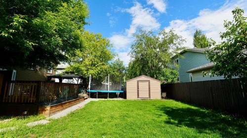 8101 103 Avenue, Peace River, AB 
