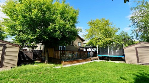 8101 103 Avenue, Peace River, AB 