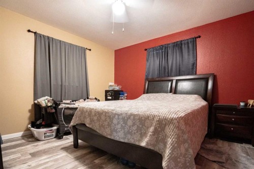 4811 53 Ave, Grimshaw, AB 