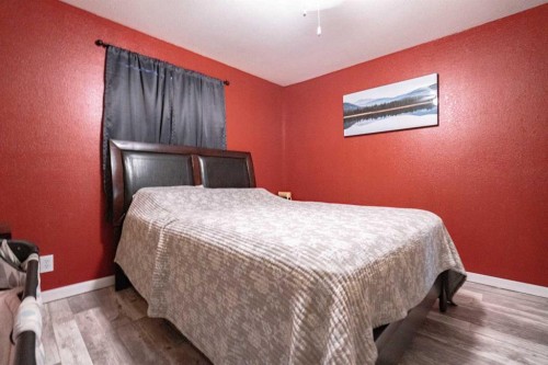 4811 53 Ave, Grimshaw, AB 