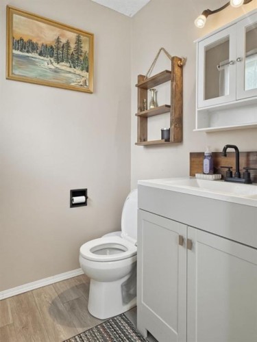 10214 97 Avenue, Grande Cache, AB 