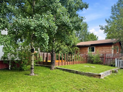 10214 97 Avenue, Grande Cache, AB 