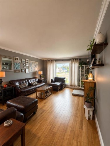 4400 54 A Avenue, High Prairie, AB 