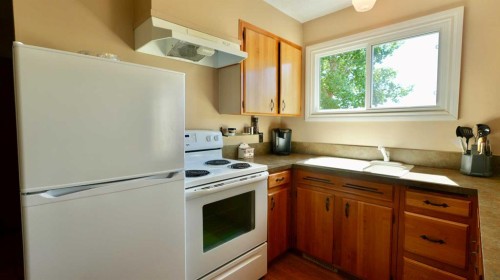 9527 89 Avenue, Peace River, AB 