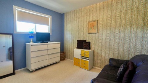 9527 89 Avenue, Peace River, AB 