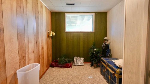 9527 89 Avenue, Peace River, AB 