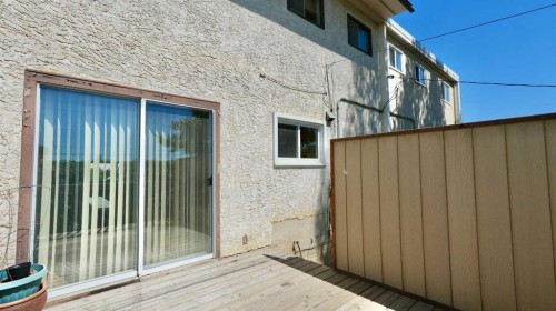 9527 89 Avenue, Peace River, AB 