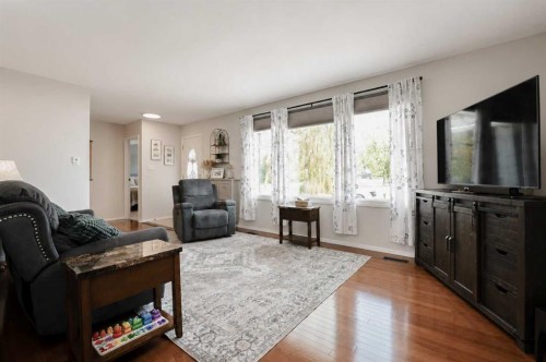 9209 111 Avenue, Grande Prairie, AB 