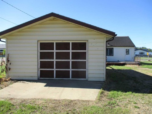 322 7Th Avenue Se, Manning, AB 