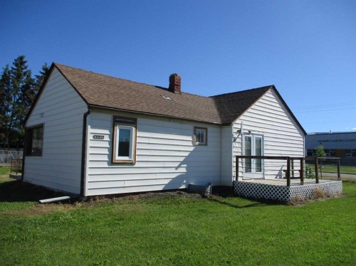 322 7Th Avenue Se, Manning, AB 
